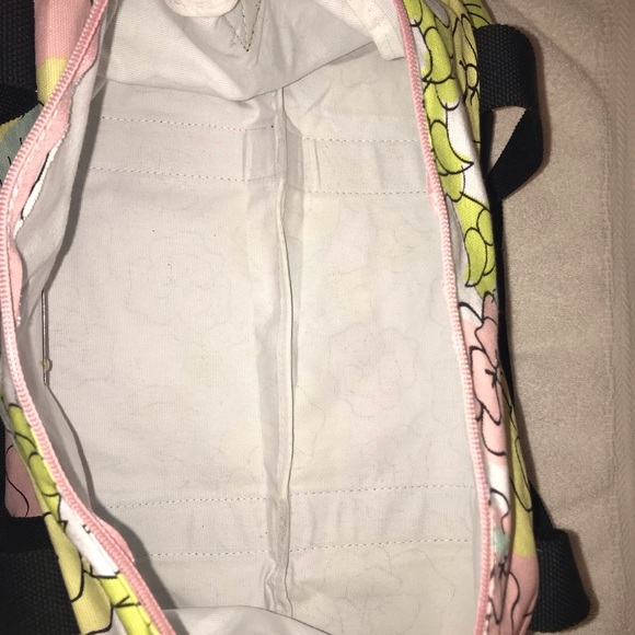 Benefit Duffle Bag - Picture 4 of 5